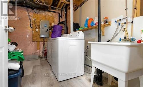 20 Providence Way, Wasaga Beach, ON - Indoor Photo Showing Laundry Room