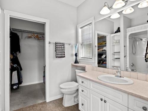 234 Sagewood Drive, Kamloops, BC - Indoor Photo Showing Bathroom