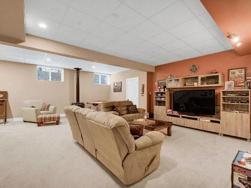 385 Cougar Road, Kamloops, BC - Indoor Photo Showing Basement
