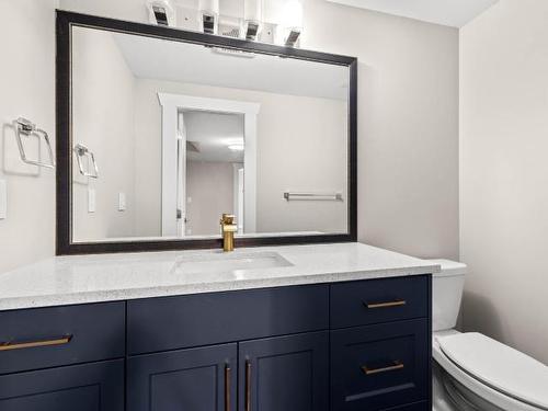 24-460 Azure Place, Kamloops, BC - Indoor Photo Showing Bathroom