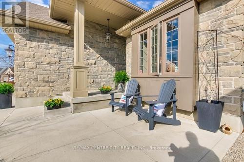 402 Larry St, Central Elgin, ON - Outdoor With Deck Patio Veranda With Exterior