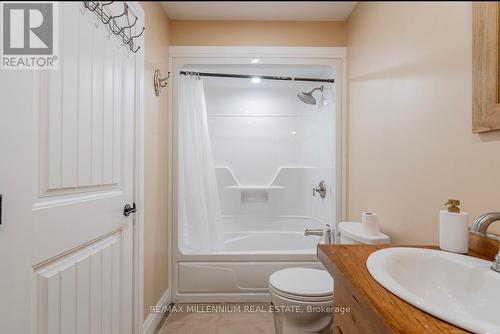 16 Shay Rd, Huntsville, ON - Indoor Photo Showing Bathroom