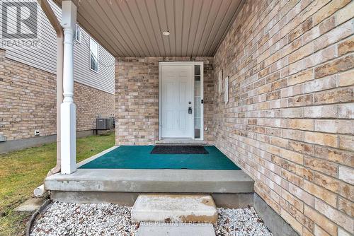 312 Fallowfield Dr, Kitchener, ON - Outdoor With Exterior