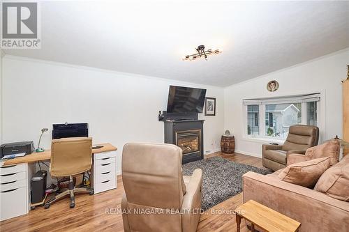 #441 -23 Four Mile Creek Rd, Niagara-On-The-Lake, ON - Indoor With Fireplace