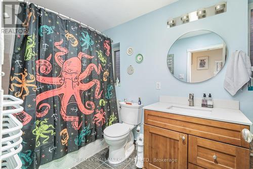 47 Laws St, Toronto, ON - Indoor Photo Showing Bathroom