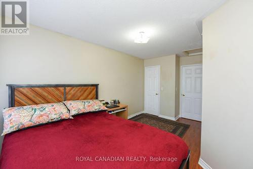 1230 Prestonwood Crescent, Mississauga, ON - Indoor Photo Showing Bedroom