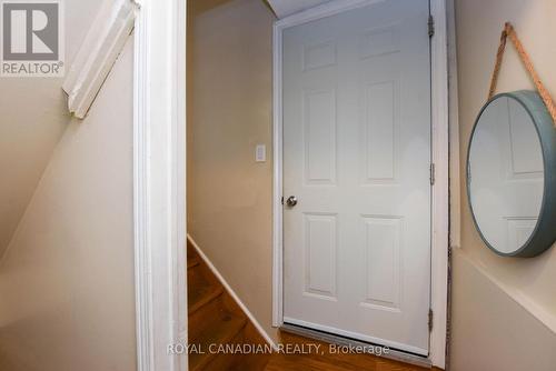 1230 Prestonwood Cres, Mississauga, ON - Indoor Photo Showing Other Room