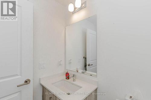 #132 -85 Attmar Dr, Brampton, ON - Indoor Photo Showing Bathroom