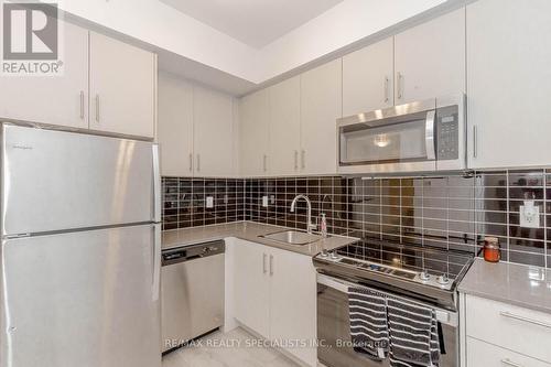 132 - 85 Attmar Drive, Brampton, ON - Indoor Photo Showing Kitchen With Upgraded Kitchen