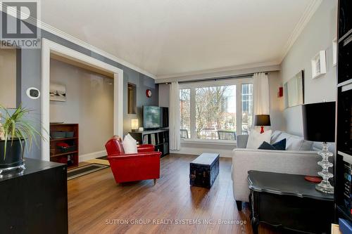 14 Louisa Street, Toronto, ON - Indoor Photo Showing Living Room