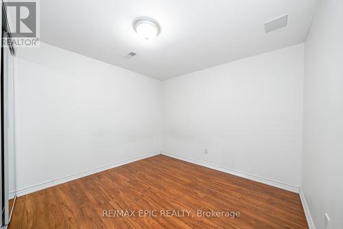 14 Buckhorn Ave, Richmond Hill, ON - Indoor Photo Showing Other Room
