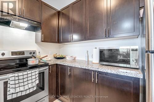 518 - 7325 Markham Road, Markham, ON - Indoor Photo Showing Kitchen With Upgraded Kitchen