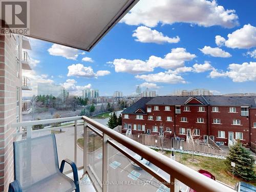 #413 -75 King William Cres, Richmond Hill, ON - Outdoor With View