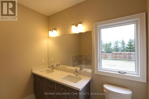 292 Robinson Road, Wasaga Beach, ON - Indoor Photo Showing Bathroom