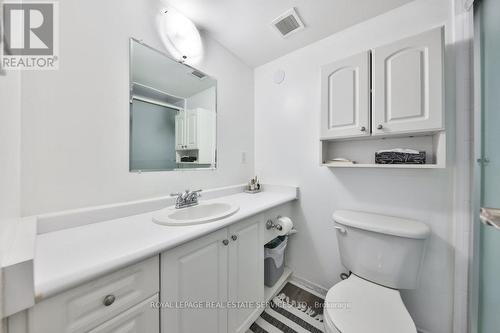 1706 - 375 King Street N, Waterloo, ON - Indoor Photo Showing Bathroom