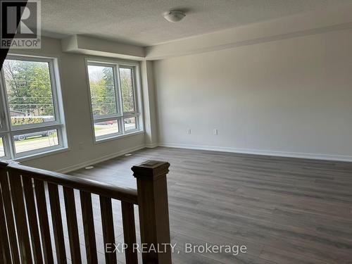 256 Townline Rd N, Oshawa, ON - Indoor Photo Showing Other Room
