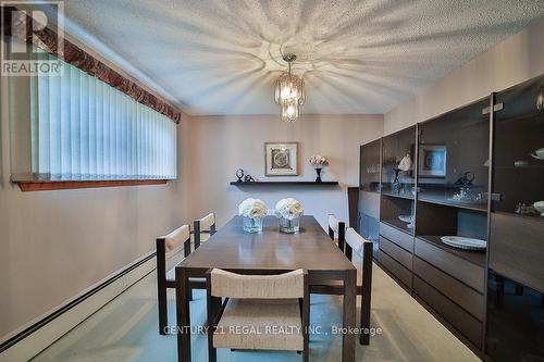 56 Somerdale Sq, Toronto, ON - Indoor Photo Showing Dining Room