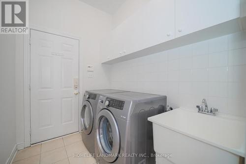 46 Larkmead Cres, Markham, ON - Indoor Photo Showing Laundry Room