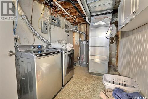 99 Arlington Street, Regina, SK - Indoor Photo Showing Laundry Room