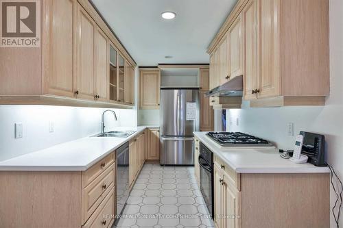 246 Walmer Rd, Toronto, ON - Indoor Photo Showing Kitchen With Double Sink With Upgraded Kitchen