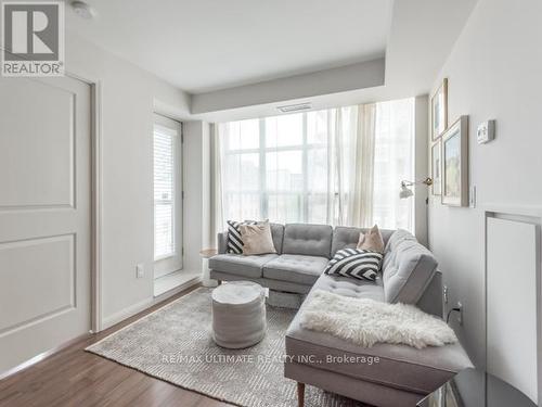 ##405 -15 Stafford St, Toronto, ON - Indoor Photo Showing Living Room