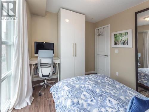 ##405 -15 Stafford St, Toronto, ON - Indoor Photo Showing Bedroom