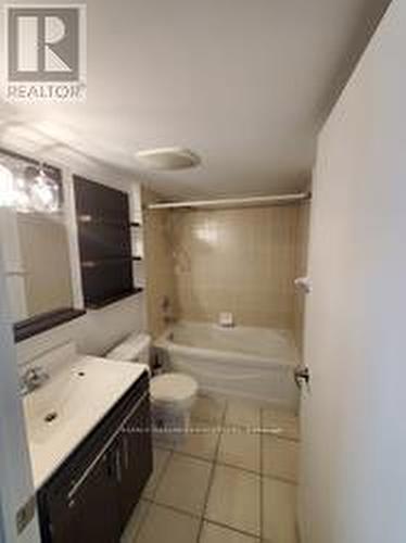 #2201 -80 Western Battery Rd, Toronto, ON - Indoor Photo Showing Other Room