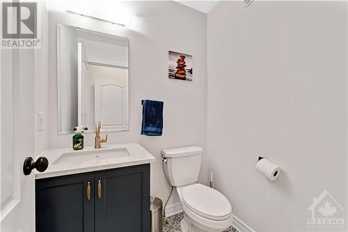 555 Bobolink Ridge, Stittsville, ON - Indoor Photo Showing Bathroom