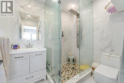8830 Heritage Road, Brampton, ON - Indoor Photo Showing Bathroom