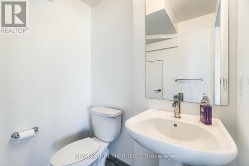 116 - 155 Downsview Park Boulevard, Toronto, ON - Indoor Photo Showing Bathroom