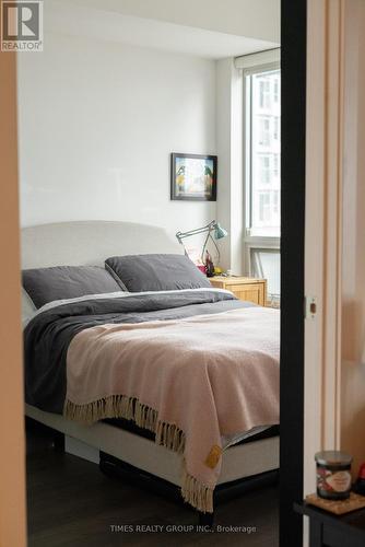 1211 - 98 Lillian Street, Toronto, ON - Indoor Photo Showing Bedroom