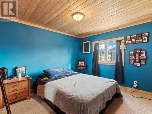 116-200 Lobird Road, Whitehorse, YT - Indoor Photo Showing Bedroom
