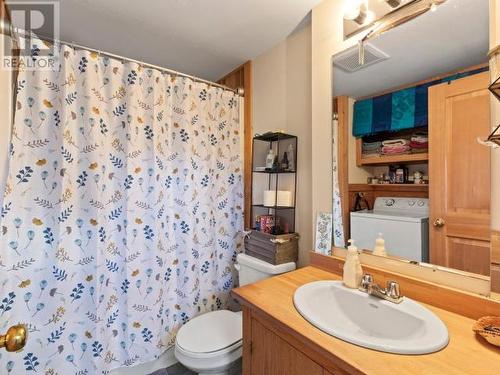 116-200 Lobird Road, Whitehorse, YT - Indoor Photo Showing Bathroom