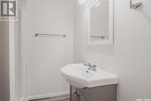 157 Acadia Court, Saskatoon, SK - Indoor Photo Showing Bathroom