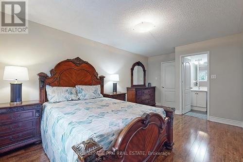 7241 Pallett Court, Mississauga, ON - Indoor Photo Showing Bedroom