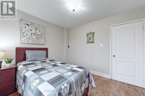 7241 Pallett Crt, Mississauga, ON - Indoor Photo Showing Bedroom
