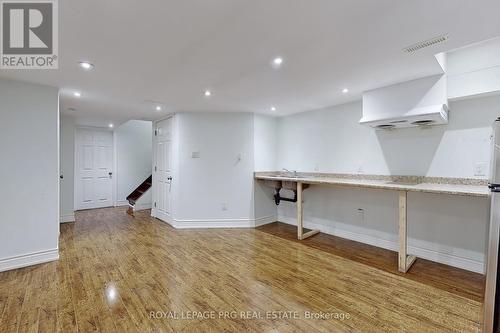 7241 Pallett Crt, Mississauga, ON - Indoor Photo Showing Other Room