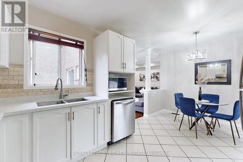 7241 Pallett Court, Mississauga, ON - Indoor Photo Showing Kitchen With Double Sink