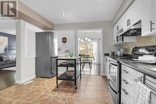 266 Brunswick Avenue, London, ON - Indoor Photo Showing Kitchen