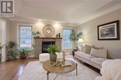 107 Elizabeth St, Middlesex Centre, ON - Indoor Photo Showing Living Room With Fireplace