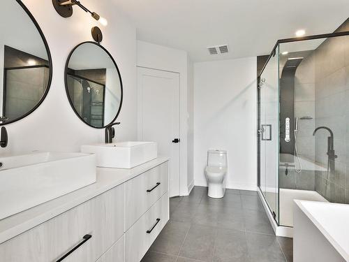 Bathroom - 4515 Rue Domville, Longueuil (Saint-Hubert), QC - Indoor Photo Showing Bathroom