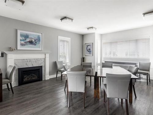 617-50 Songhees Rd, Victoria, BC - Indoor With Fireplace