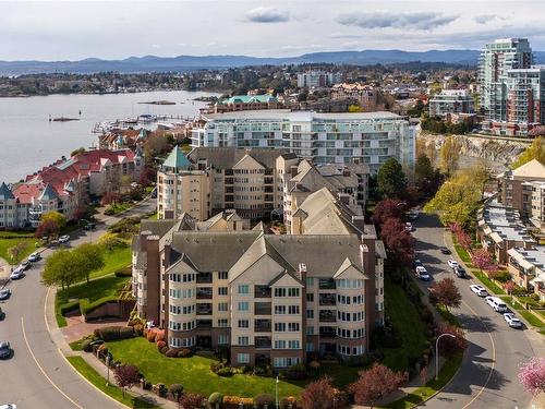 617-50 Songhees Rd, Victoria, BC - Outdoor With Body Of Water With View