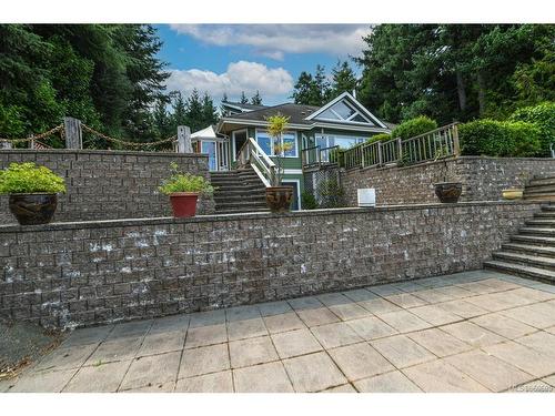 7602 Ships Point Rd, Fanny Bay, BC - Outdoor