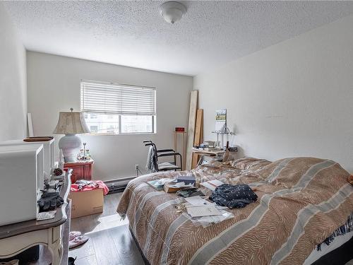 411-1600 Dufferin Cres, Nanaimo, BC - Indoor Photo Showing Bedroom