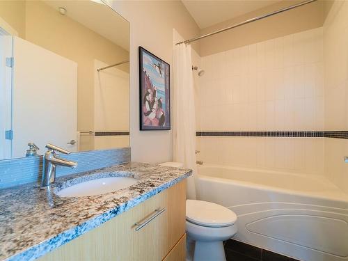 31 Cypress St, Nanaimo, BC - Indoor Photo Showing Bathroom