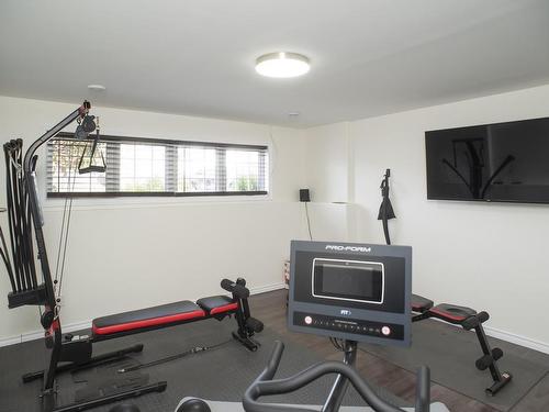 241 South Creek Bay, Thunder Bay, ON - Indoor Photo Showing Gym Room