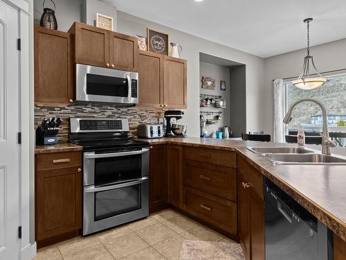 2678 Briarwood Ave, Kamloops, BC - Indoor Photo Showing Bathroom