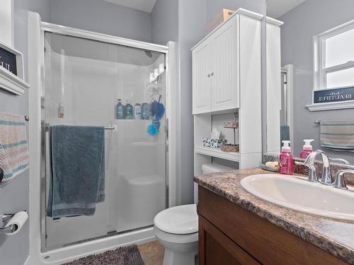 2678 Briarwood Ave, Kamloops, BC - Indoor Photo Showing Bathroom