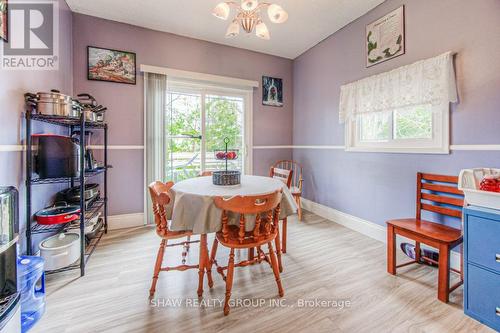 19 Waterside Ave, Cambridge, ON - Indoor Photo Showing Dining Room